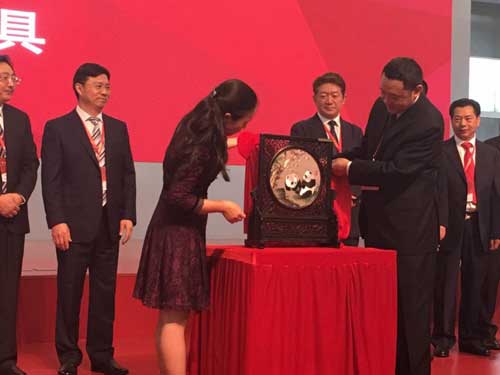 又一里程碑:著名衛浴品牌帝王潔具強勢登陸A股市場 又一里程碑:著名衛浴品牌帝王潔具強勢登陸A股市場