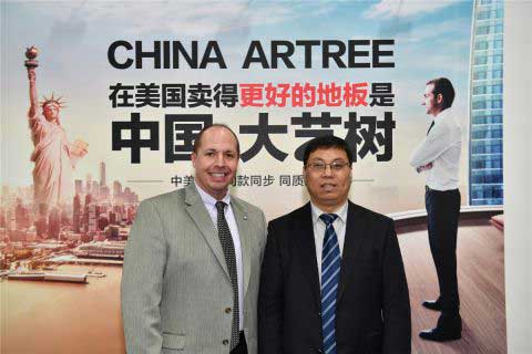 美國大師漆與大藝樹地板共同研發新型環保地板 美國大師漆與大藝樹地板共同研發新型環保地板