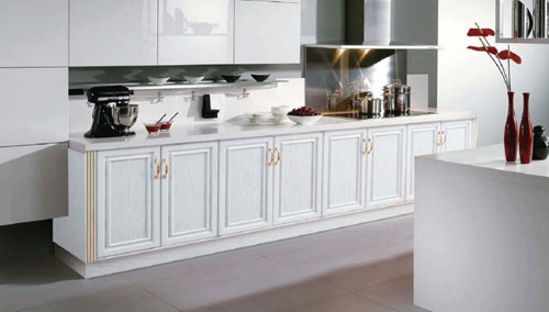 全鋁家居企業(yè)需謹(jǐn)遵經(jīng)濟(jì)規(guī)律，從而懂得利用規(guī)律