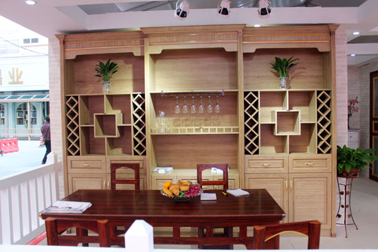 全鋁家居滿足人們健康生活需求，成為家居市場(chǎng)“領(lǐng)軍品類”!