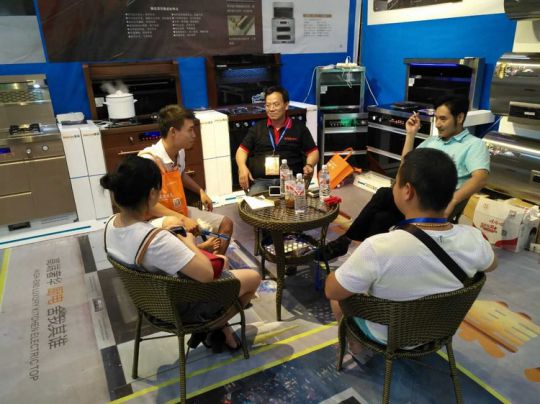 品牌大事|金品集成灶參加2017首屆貴陽建材家電博覽會(huì)