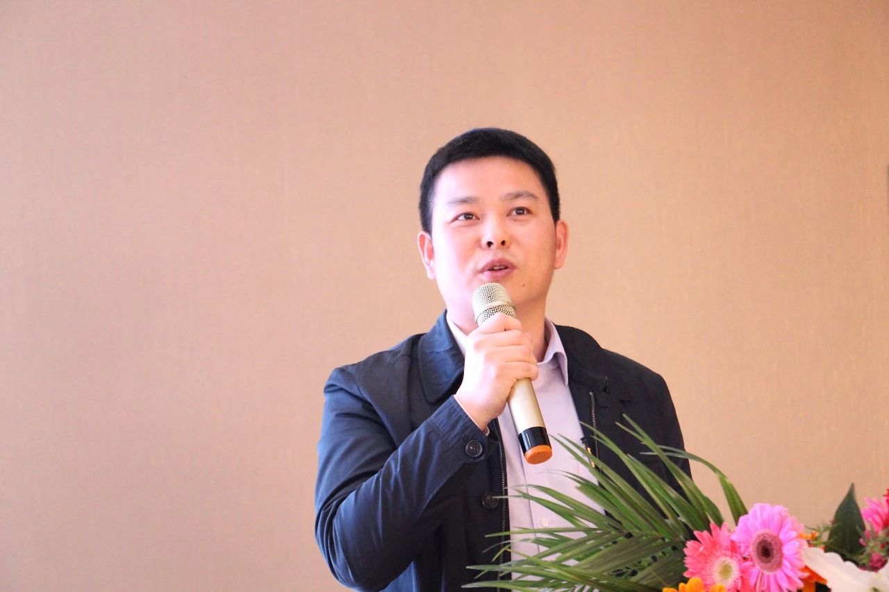 劉治國：跟著陽光照明干就是有錢賺