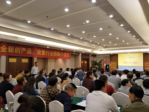 勒是霧都!數碼彩創新破局，扭轉家裝漆乾坤