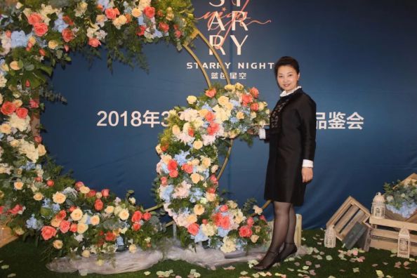 品牌人物|藍色星空代應坤解析輕奢燈飾真諦