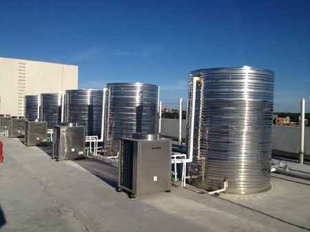 為什么現(xiàn)在的企業(yè)主喜歡選擇價(jià)高的“空氣能熱水工程”？