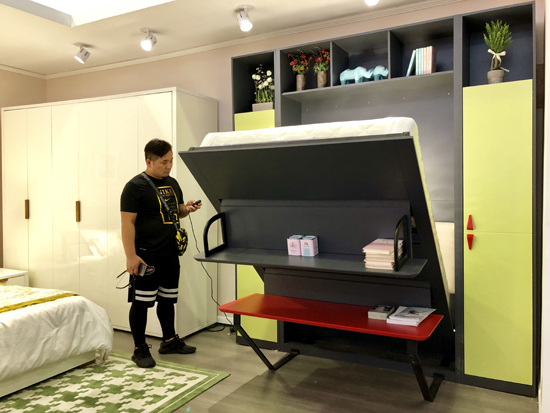 七彩人生周繼梅:為不同的市場(chǎng),設(shè)計(jì)有差異的產(chǎn)品 七彩人生周繼梅:為不同的市場(chǎng),設(shè)計(jì)有差異的產(chǎn)品