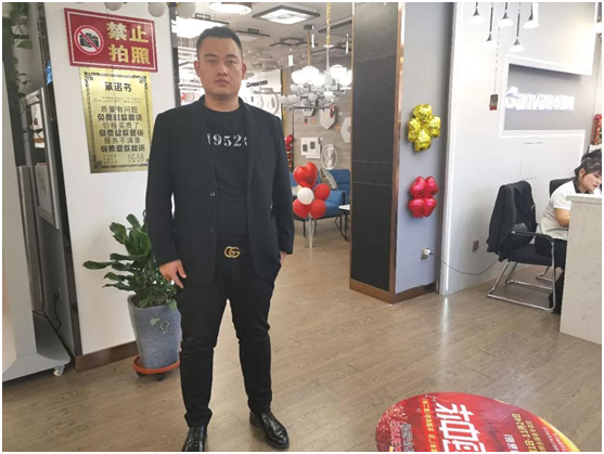 冠華照明經銷商專訪：“始于顏值，陷于品質，忠于品牌”