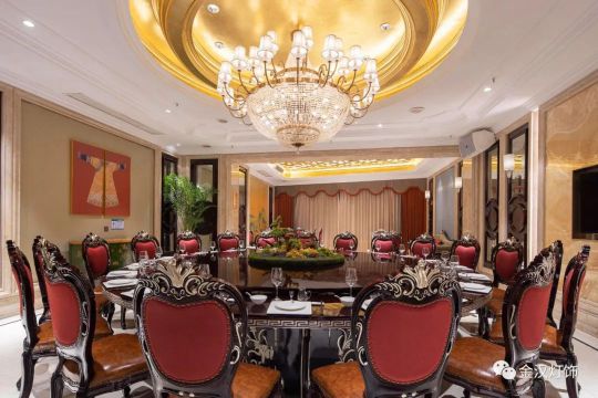 品牌案例|金漢燈飾助力十堰四季來福飯店造就好設(shè)計(jì)典范