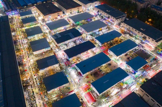 市場忽略了一個擺地攤必需品,那就是照明! 市場忽略了一個擺地攤必需品,那就是照明!