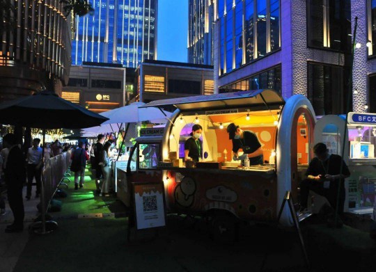 市場忽略了一個擺地攤必需品,那就是照明! 市場忽略了一個擺地攤必需品,那就是照明!