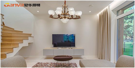 冠華照明父親節特輯：我的爸爸，像是一盞燈