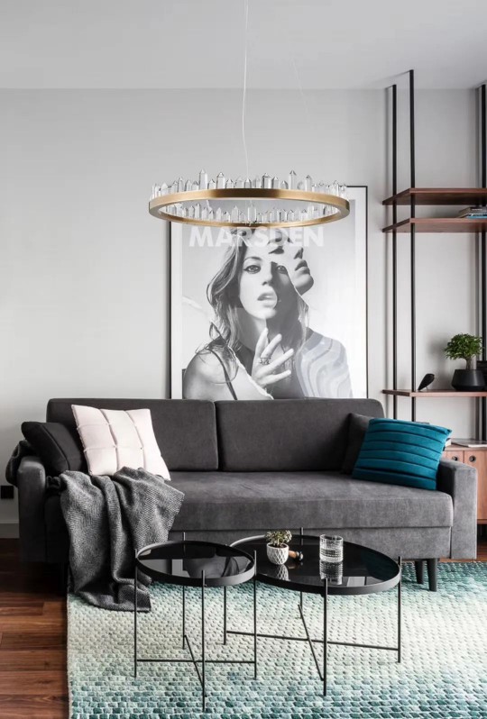 客廳主燈應該如何挑選， 是吸頂燈，吊燈，還是？