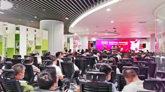 品牌榮譽|興輝國際斬獲“中國陶瓷產業高質量發展聯盟品牌” 品牌榮譽|興輝國際斬獲“中國陶瓷產業高質量發展聯盟品牌”