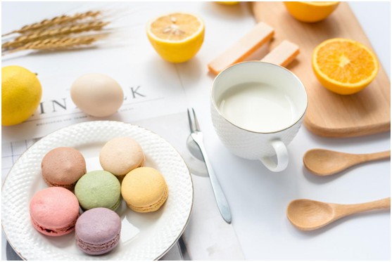 有了大紅鷹集成灶，甘愿為你囿于廚房與愛(ài)